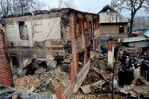 Khonmoh Encounter: Body of third militant recovered